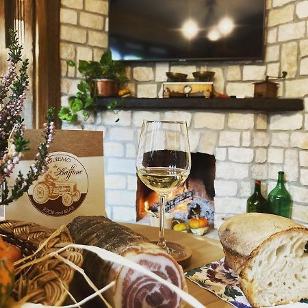 Agriturismo Da Baffone Santo Stefano del Sole Dış mekan fotoğraf